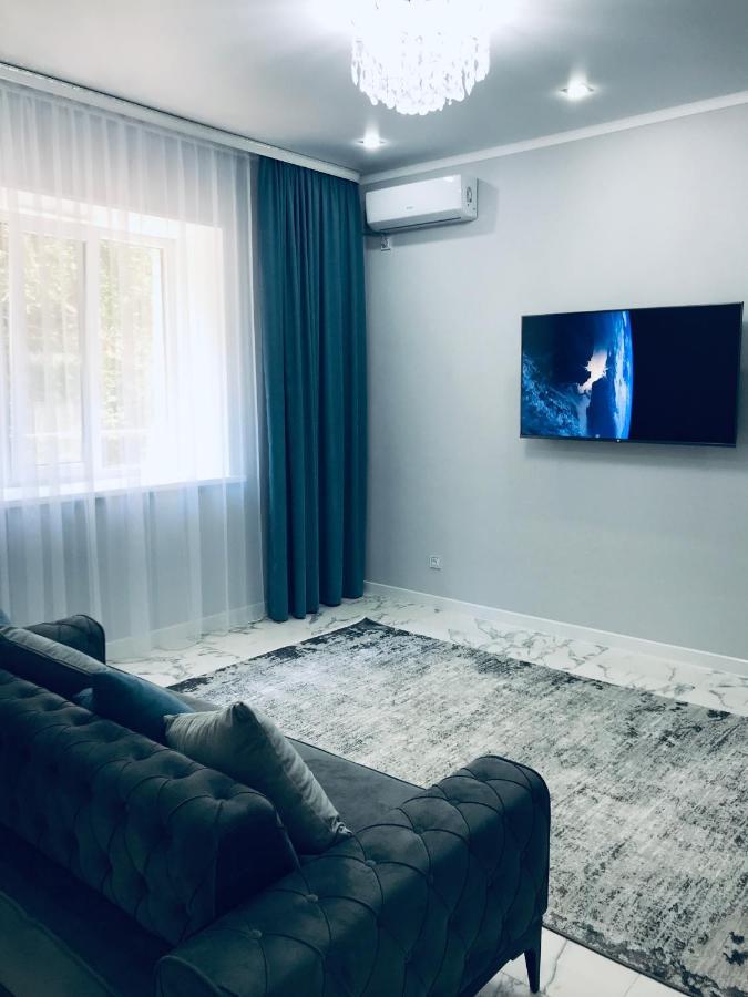 Люкс Апартаменты На Назарбаева Uralsk Dış mekan fotoğraf